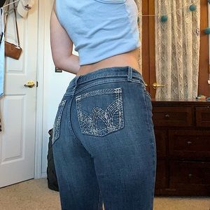 🤠SUPER HOT LOW-RISE BOOTCUT WRANGLERS🤠